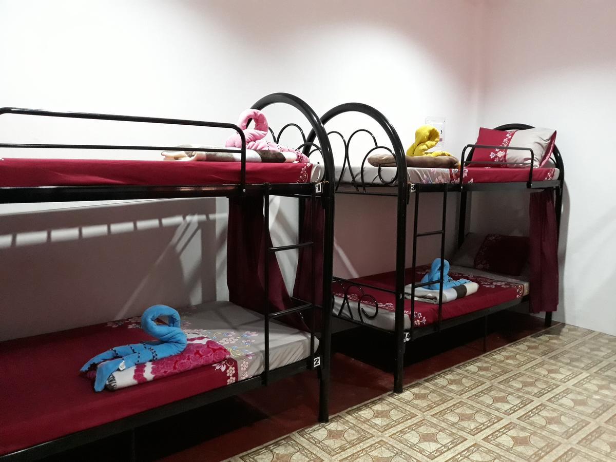 Edam'S Coron Dormitel Hostel Exterior photo